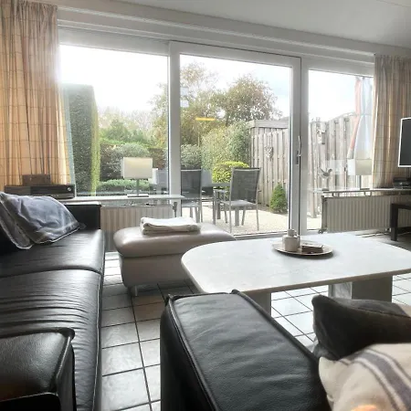 De Vuurtoren, Lijsterstraat 12