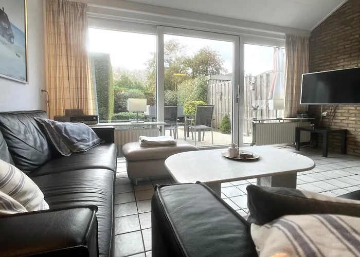 De Vuurtoren, Lijsterstraat 12